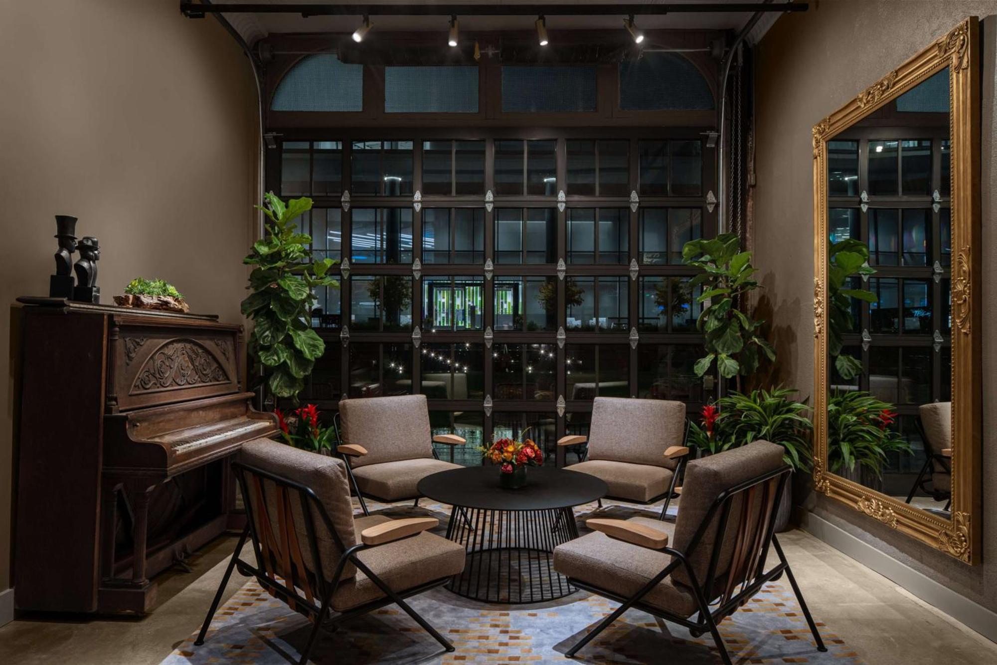Hotel West & Main Conshohocken, Tapestry Collection Hilton Exterior foto